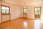 Einfamilienhaus Bergen - 17 Zimmer, 180 m&sup2;, 950.000&euro; | Angebot:26750612