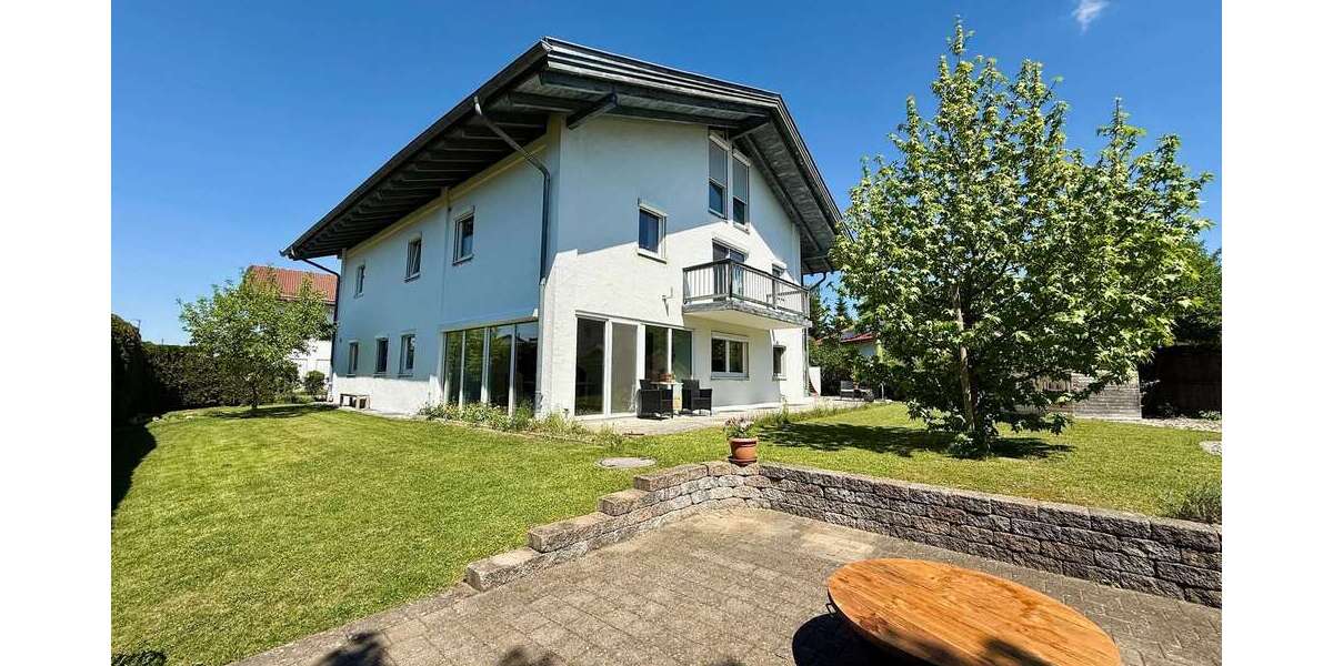 Einfamilienhaus Grabenstätt - 11 Zimmer, 300 m&sup2;, 1.250.000&euro; | Angebot:23416910