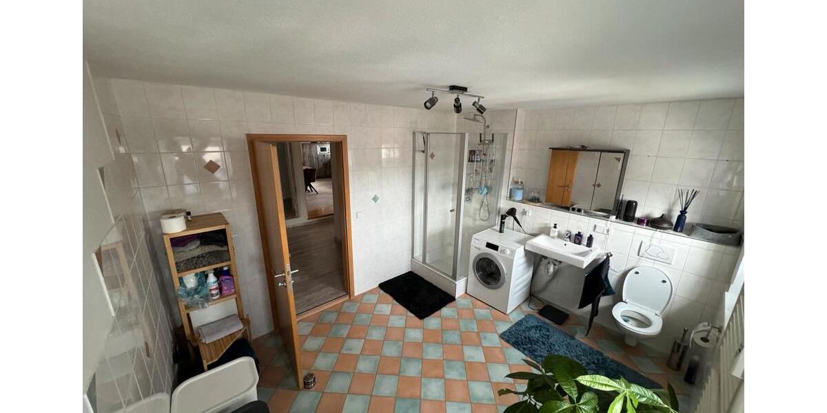 Etagenwohnung Piding - 2 Zimmer, 104 m&sup2;, 1.450&euro; | Angebot:27552757