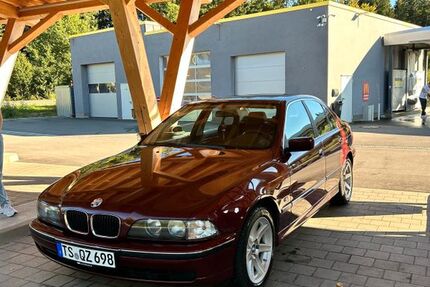 BMW 520 180.000 km 3.000 &euro; Traunreut 83301