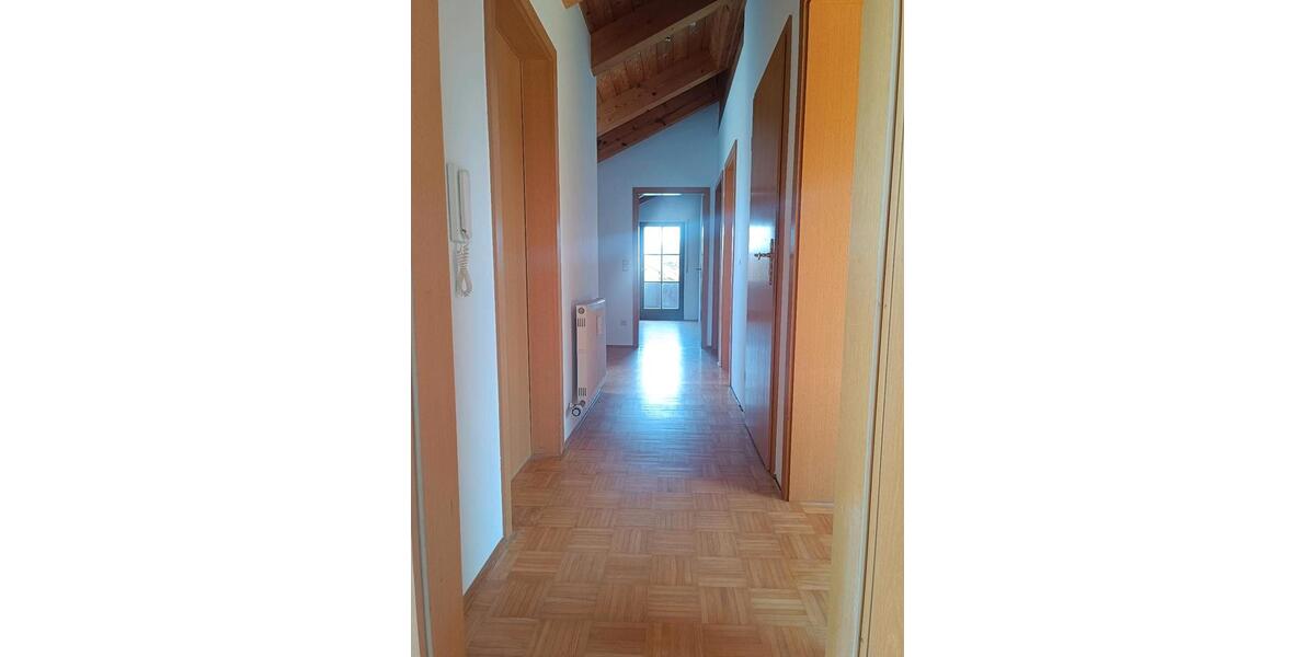 Maisonettenwohnung Saaldorf-Surheim Surheim - 3.5 Zimmer, 78 m&sup2;, 308.000&euro; | Angebot:27189932