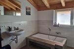 Dachgeschoßwohnung Saaldorf-Surheim Surheim - 3 Zimmer, 100 m&sup2;, 1.480&euro; | Angebot:27606385