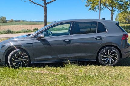 VW Golf 63.900 km 22.200 &euro; Fridolfing 83413