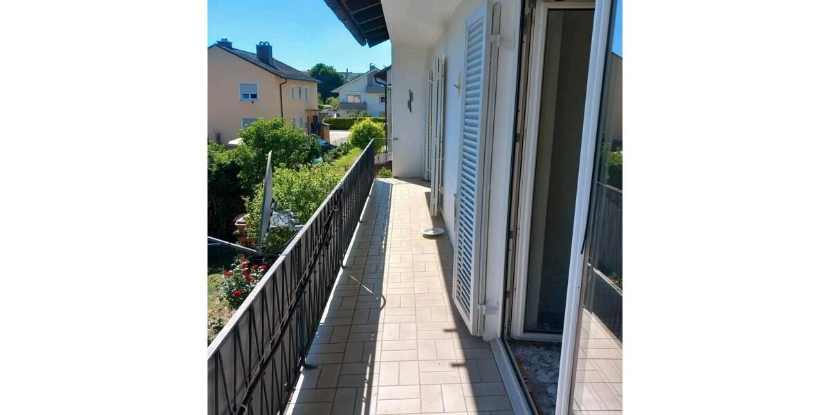 Etagenwohnung Freilassing - 2 Zimmer, 80 m&sup2;, 1.200&euro; | Angebot:26701518