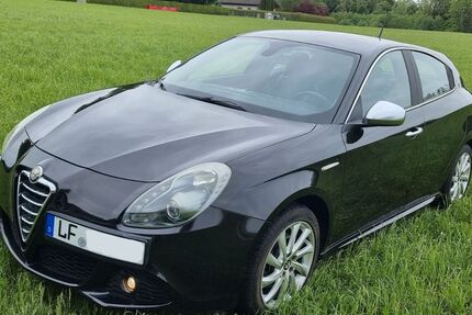 Alfa Romeo Giulietta 125.500 km 5.899 &euro; Freilassing 83395