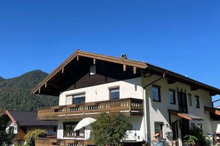 Wohnung Ruhpolding - 4 Zimmer, 125 m&sup2;, 1.440&euro; | Angebot:27656299