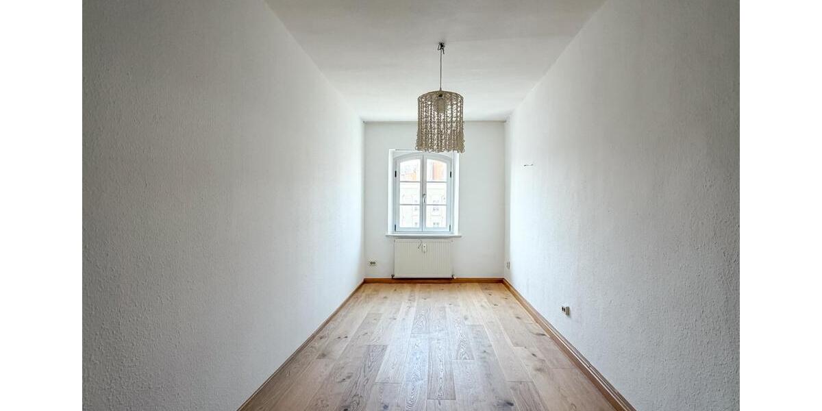 Maisonettenwohnung Tittmoning - 9 Zimmer, 300 m&sup2;, 1.900&euro; | Angebot:25851402