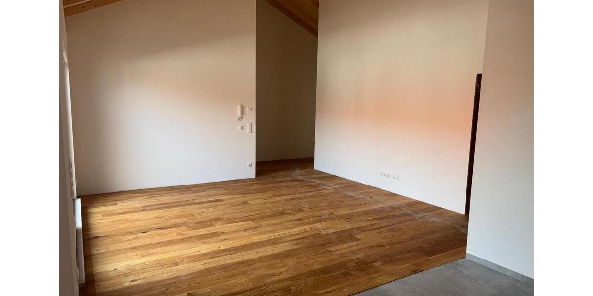 Etagenwohnung Feichten an der Alz - 2 Zimmer, 86 m&sup2;, 1.070&euro; | Angebot:25268957