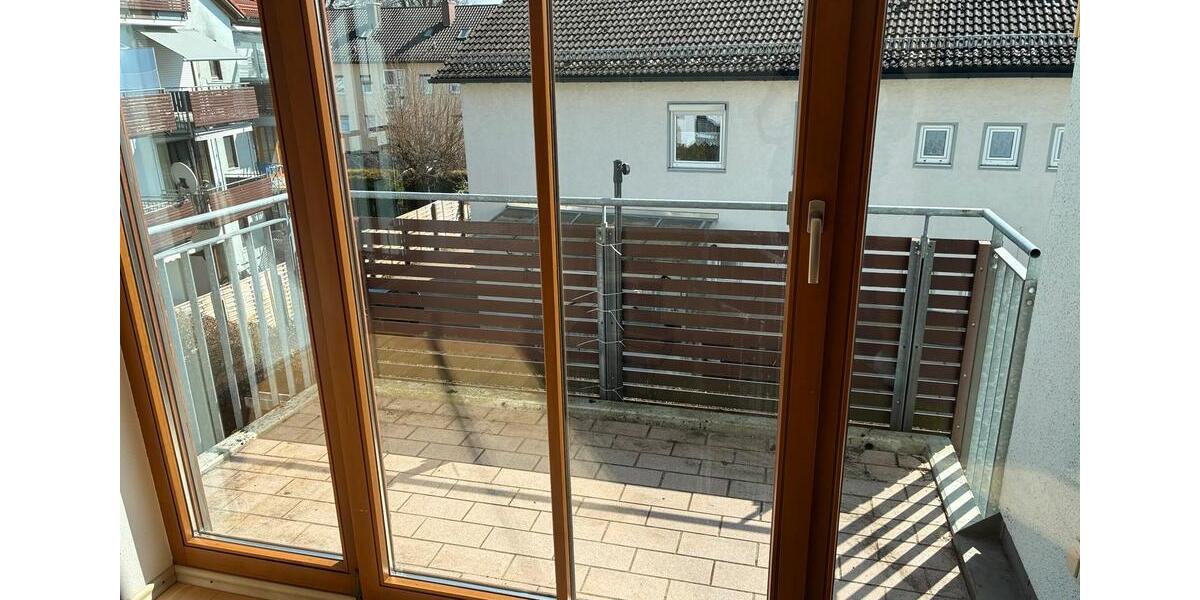 Etagenwohnung Traunreut Irsing - 3 Zimmer, 85 m&sup2;, 1.150&euro; | Angebot:25844468