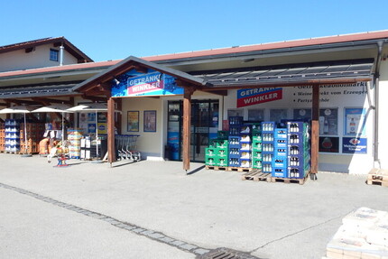 Attraktive Gewerbehalle mit Parkplätzen in Waging am See – vielseitig nutzbar – frei ab 01.06.2027 - Gewerbeobjekt Waging am See Waging a.See | Angebot:27463141