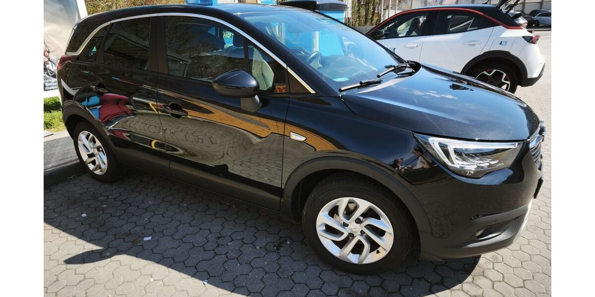 Opel Crossland (X) 48.735 km 13.500 &euro; Bad Reichenhall 83435
