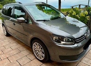 VW Touran 203.000 km 5.900 &euro; Obing 83119