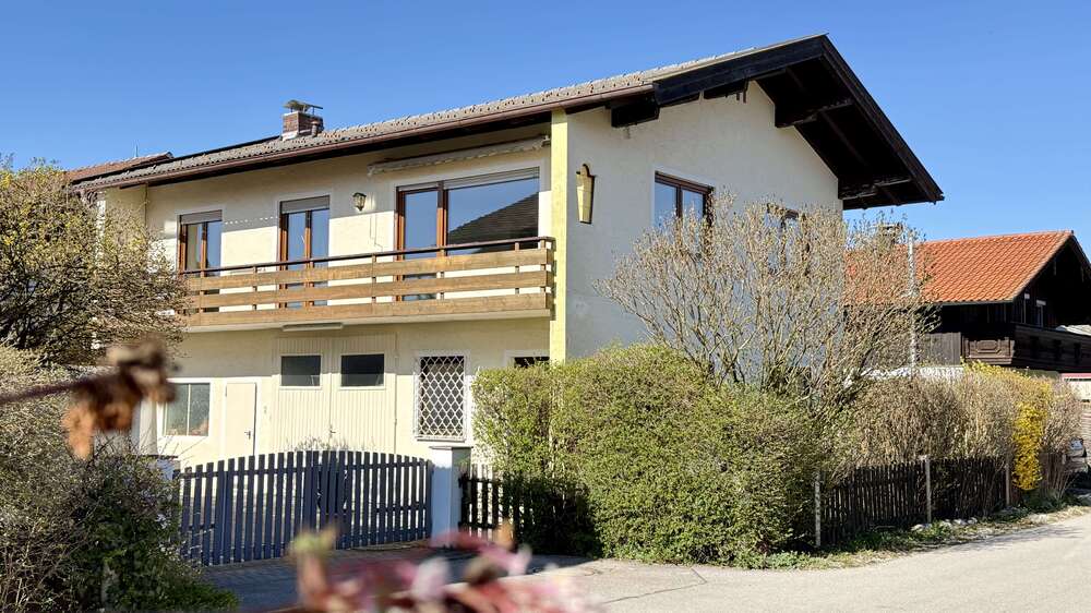 Einfamilienhaus Chieming - 4 Zimmer, 125 m&sup2;, 1.690&euro; | Angebot:26097713