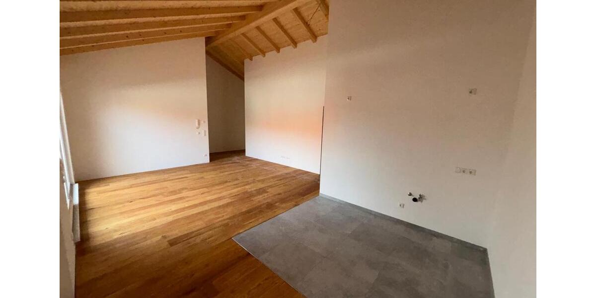 Etagenwohnung Feichten an der Alz - 2 Zimmer, 86 m&sup2;, 1.070&euro; | Angebot:25268957
