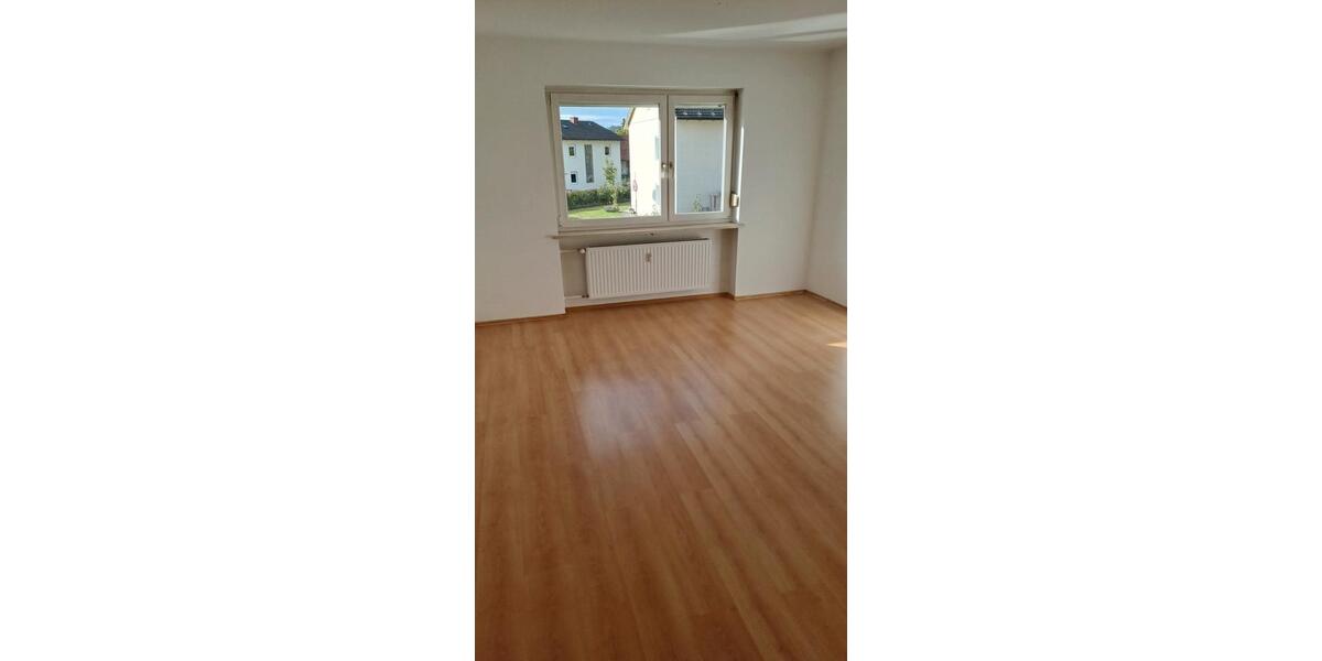 Etagenwohnung Garching an der Alz - 3 Zimmer, 80 m&sup2;, 760&euro; | Angebot:27616701