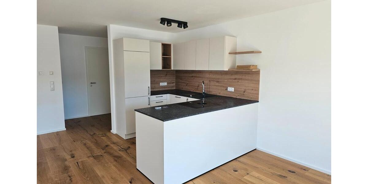 Einfamilienhaus Tittmoning - 3 Zimmer, 107 m&sup2;, 1.280&euro; | Angebot:27538177