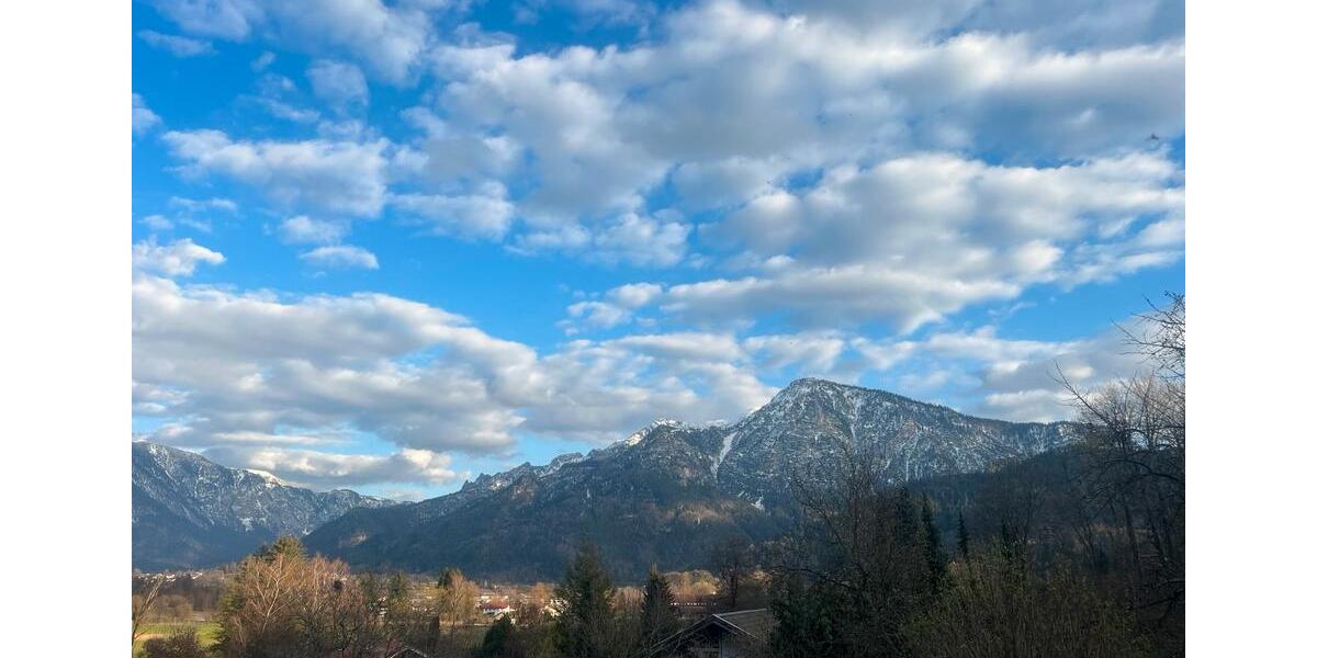 Dachgeschoßwohnung Bad Reichenhall - 3 Zimmer, 70 m&sup2;, 900&euro; | Angebot:26030807