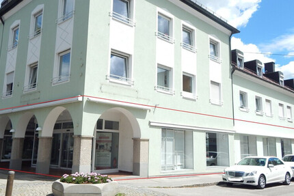 Gewerbeflächen in bester Lager, in der Fußgängerzone von 83395 Freilassing - frei ab sofort - Gewerbeobjekt Freilassing Freilassing | Angebot:19933714