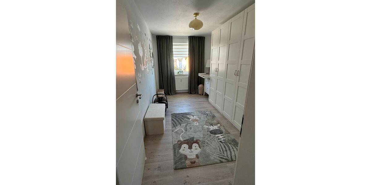 Etagenwohnung Traunreut Irsing - 6 Zimmer, 150 m&sup2;, 450.000&euro; | Angebot:26552015