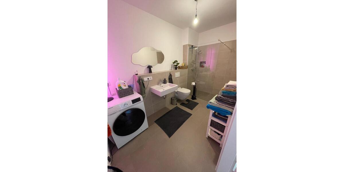 Etagenwohnung Freilassing - 3 Zimmer, 87 m&sup2;, 1.150&euro; | Angebot:25980136