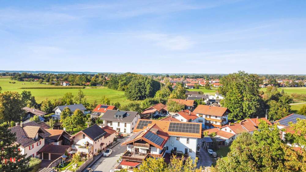Seltene Chance in Seenähe | Gaststätte inkl. Wohnungen im Ortszentrum - Anlageobjekt Übersee | Angebot:24972012
