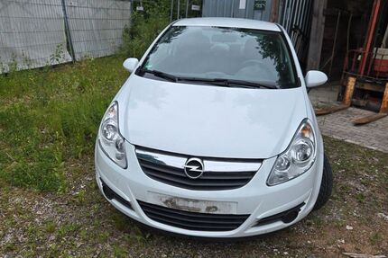 Opel Corsa 166.000 km 650 &euro; Bad endorf 83093