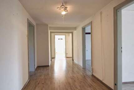 Haus Traunreut Arleting - 22 Zimmer, 1.340 m&sup2;, 2.285.000&euro; | Angebot:24995750