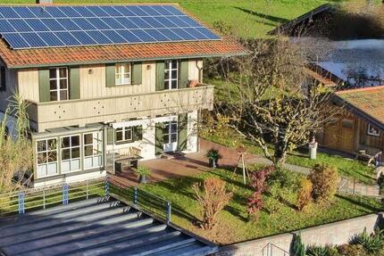 Haus Siegsdorf - 5 Zimmer, 135 m&sup2;, 2.200&euro; | Angebot:25720349