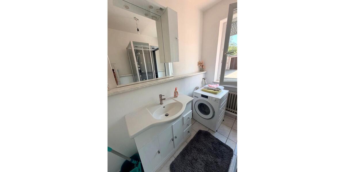 Erdgeschoßwohnung Freilassing - 2 Zimmer, 59 m&sup2;, 830&euro; | Angebot:27607713
