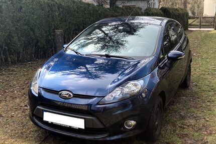 Ford Fiesta 171.000 km 2.500 &euro; Traunstein 83278