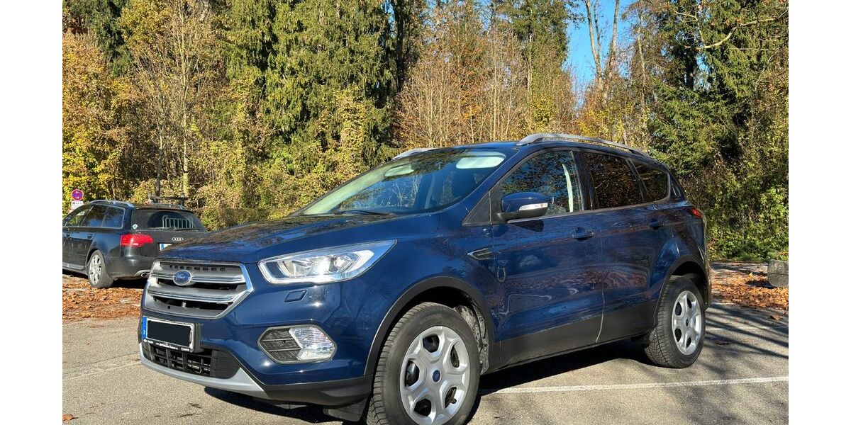 Ford Kuga 53.000 km 13.399 &euro; Freilassing 83395