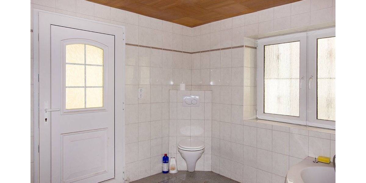 Einfamilienhaus Waging am See Fisching - 1 Zimmer, 342 m&sup2;, 718.000&euro; | Angebot:25685442