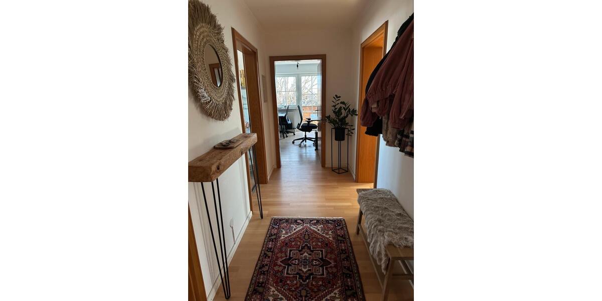 Etagenwohnung Traunstein - 3 Zimmer, 102 m&sup2;, 1.200&euro; | Angebot:26038533