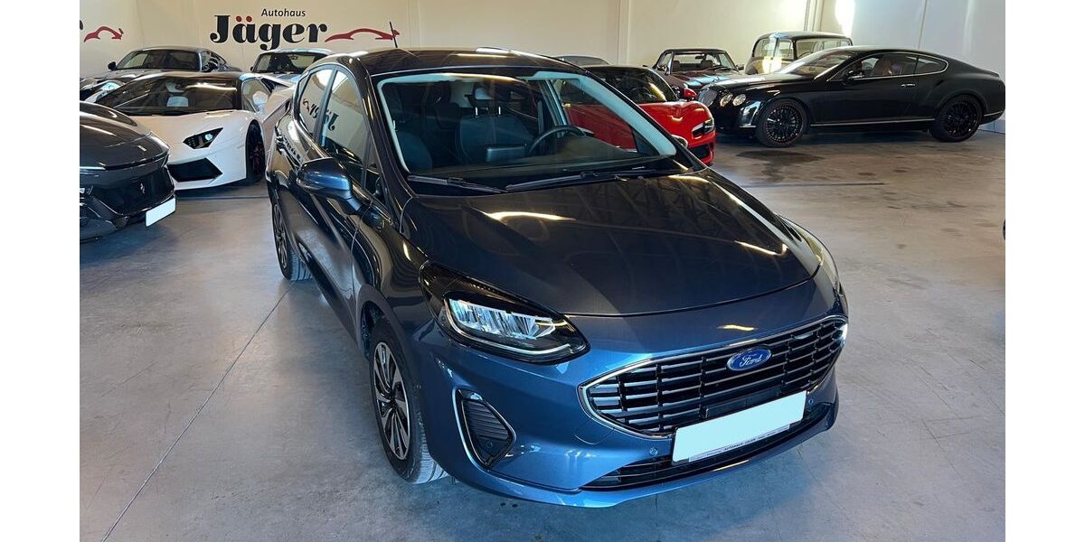 Ford Fiesta 5.606 km 17.700 &euro; Tittmoning 84529