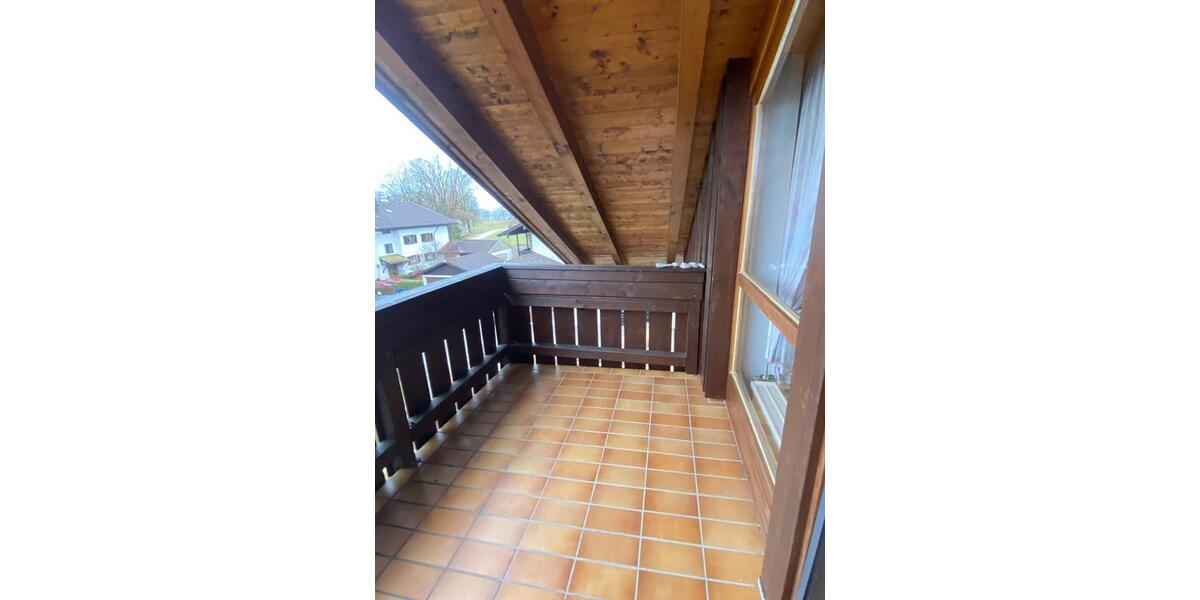 Dachgeschoßwohnung Chieming - 3 Zimmer, 95 m&sup2;, 720.000&euro; | Angebot:26766470
