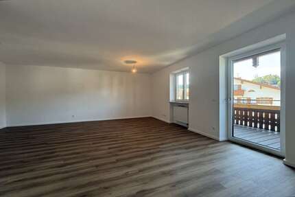 Wohnung Palling - 3 Zimmer, 109 m&sup2;, 1.500&euro; | Angebot:27273095