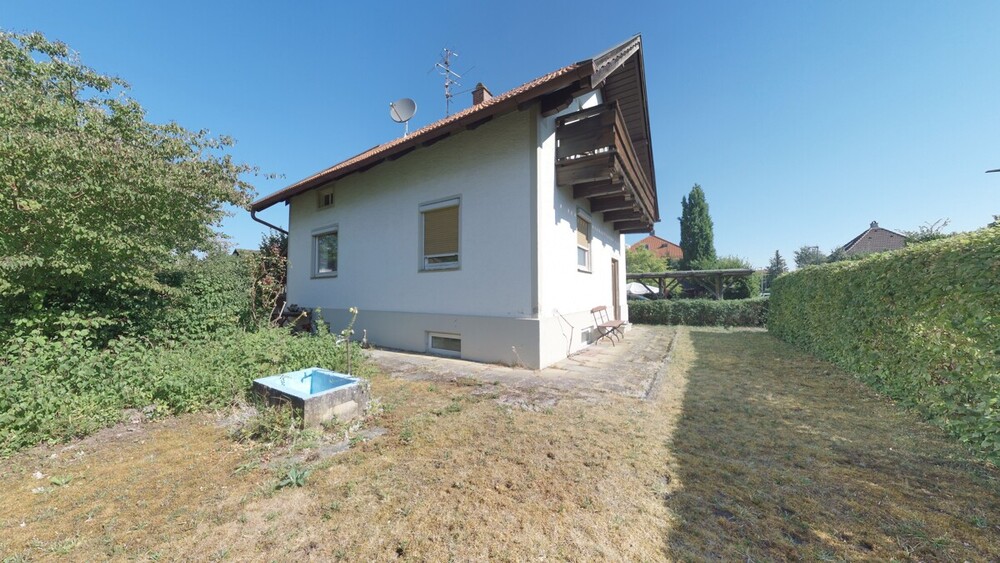 Einfamilienhaus mit Garten und viel Potential in Freilassing - Verkauf erfolgt im Bieterverfahren! - Einfamilienhaus Frailassing Freilassing | Angebot:27164035