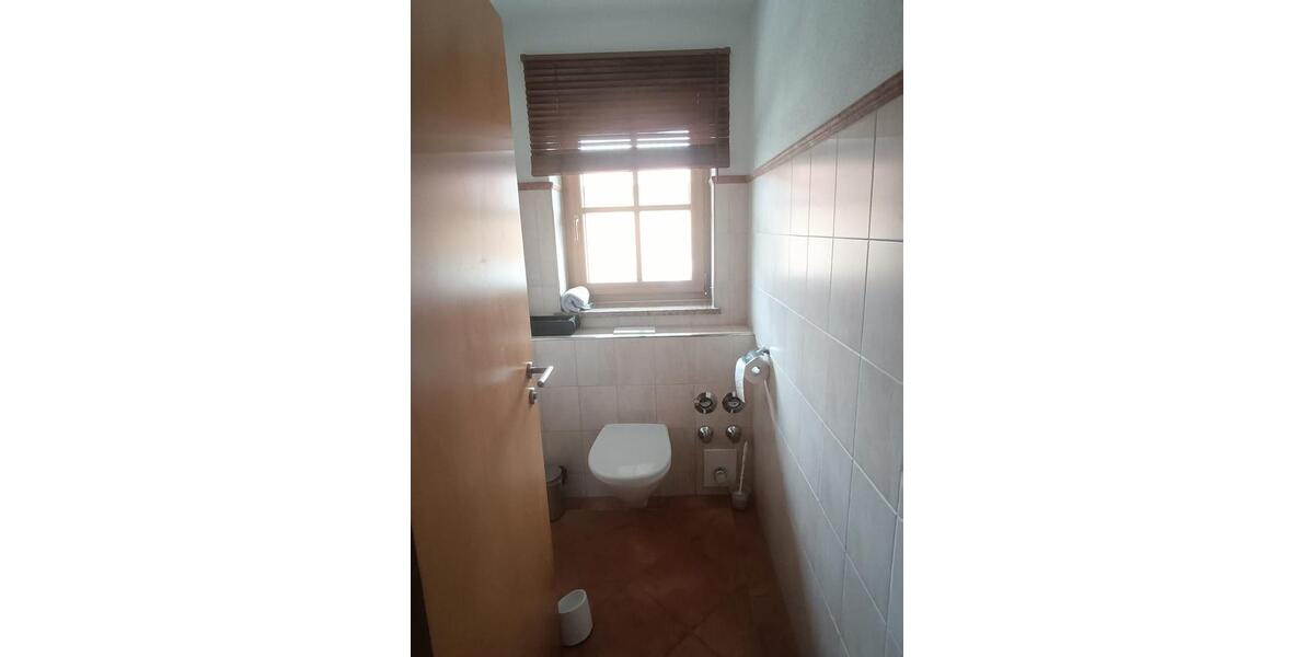 Etagenwohnung Waging am See Fisching - 4 Zimmer, 136 m&sup2;, 1.600&euro; | Angebot:25992260