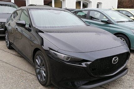 Mazda 3 7.925 km 25.599 &euro; Traunstein 83278
