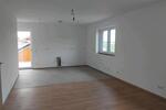 Etagenwohnung Tacherting - 5 Zimmer, 115 m&sup2;, 1.300&euro; | Angebot:26699675