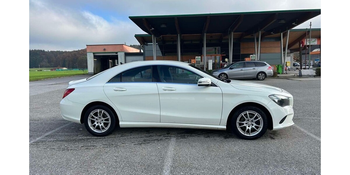 Mercedes-Benz CLA Coupe 235.000 km 12.800 &euro; Bayerisch Gmain 83457