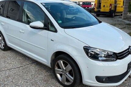 VW Touran 208.500 km 4.499 &euro; Prien-Bachham 83209