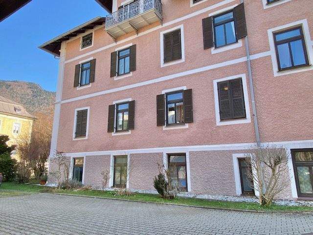 Etagenwohnung Bad Reichenhall - 2 Zimmer, 67 m&sup2;, 350.000&euro; | Angebot:25667669