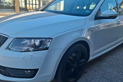 Skoda Octavia 177.000 km 6.450 &euro; Bad Endorf 83093