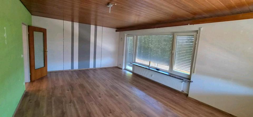 Etagenwohnung Garching an der Alz - 3.5 Zimmer, 150 m&sup2;, 1.300&euro; | Angebot:26448816