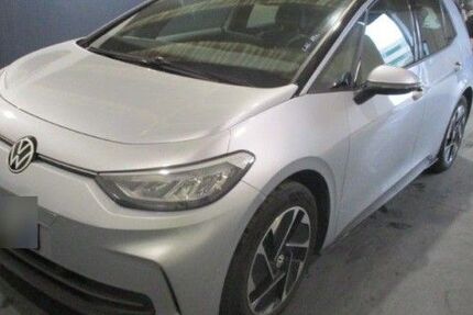 VW ID.3 27.915 km 23.990 &euro; Ruhpolding 83324
