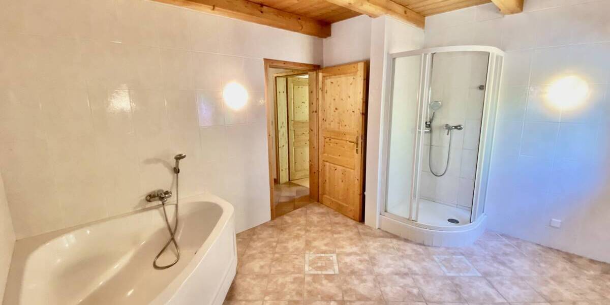Etagenwohnung Chieming - 4 Zimmer, 135 m&sup2;, 499.000&euro; | Angebot:25708107