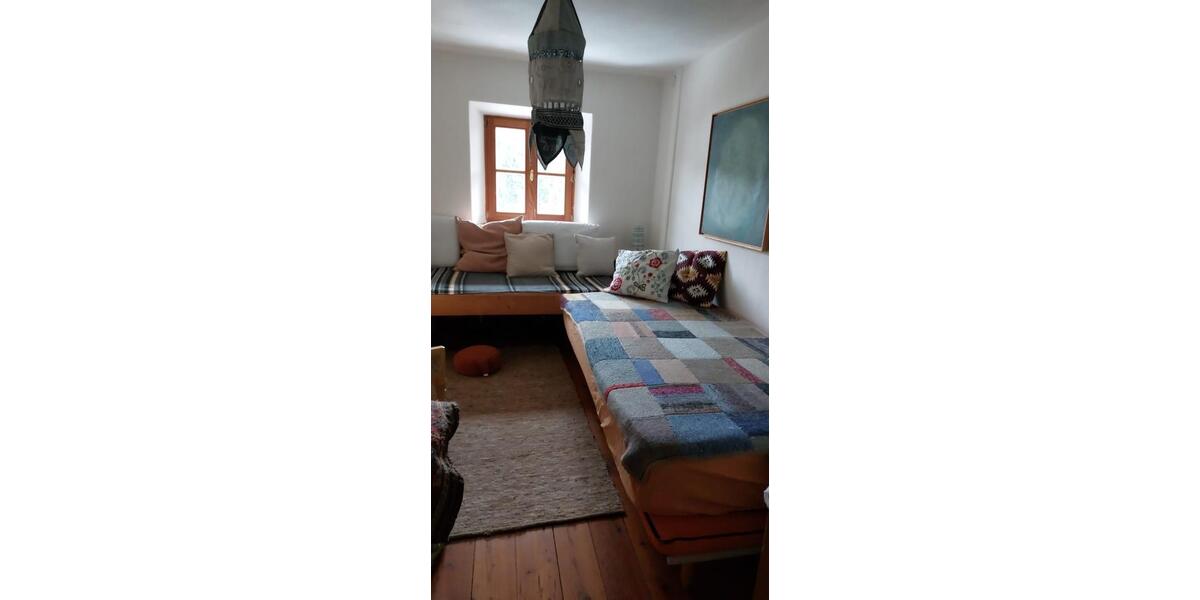 Etagenwohnung Siegsdorf - 2 Zimmer, 45 m&sup2;, 1.000&euro; | Angebot:27550213