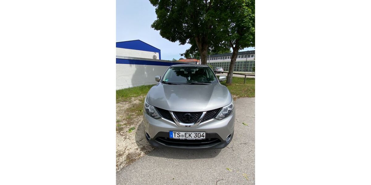 Nissan Qashqai 93.000 km 10.700 &euro; Traunstein 83278
