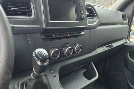 Renault Master 140.000 km 15.300 &euro; Traunstein 83278